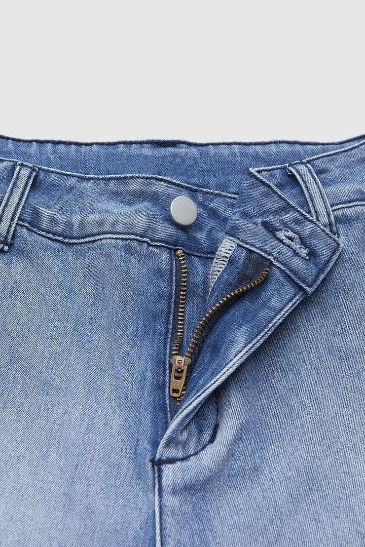 Light Wash Relaxed Barrel Leg Jeans