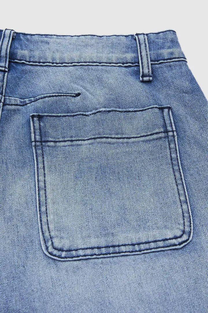 Light Wash Relaxed Barrel Leg Jeans