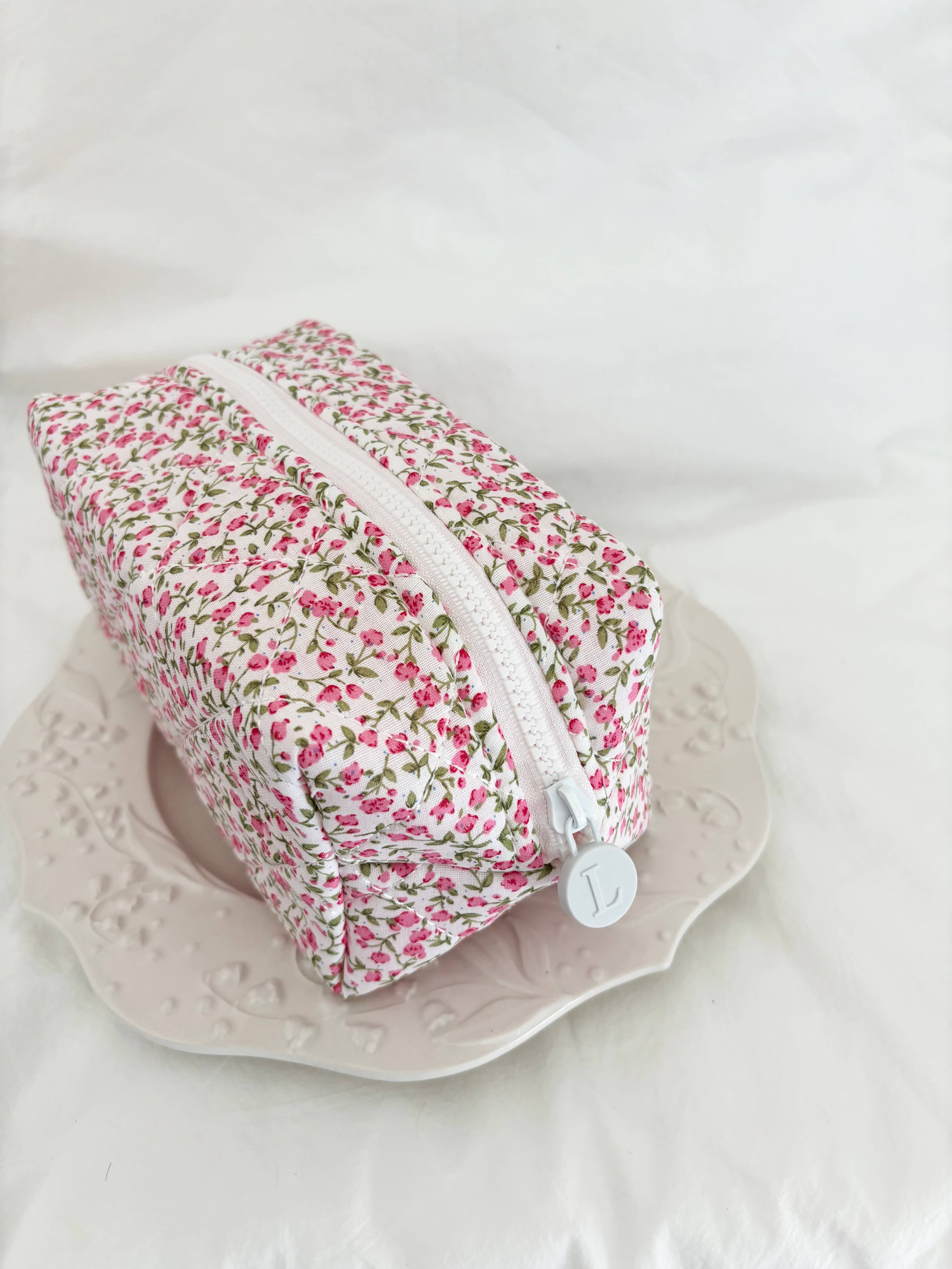 Quilted Floral Vintage Retro Make up Bags (TIRO)