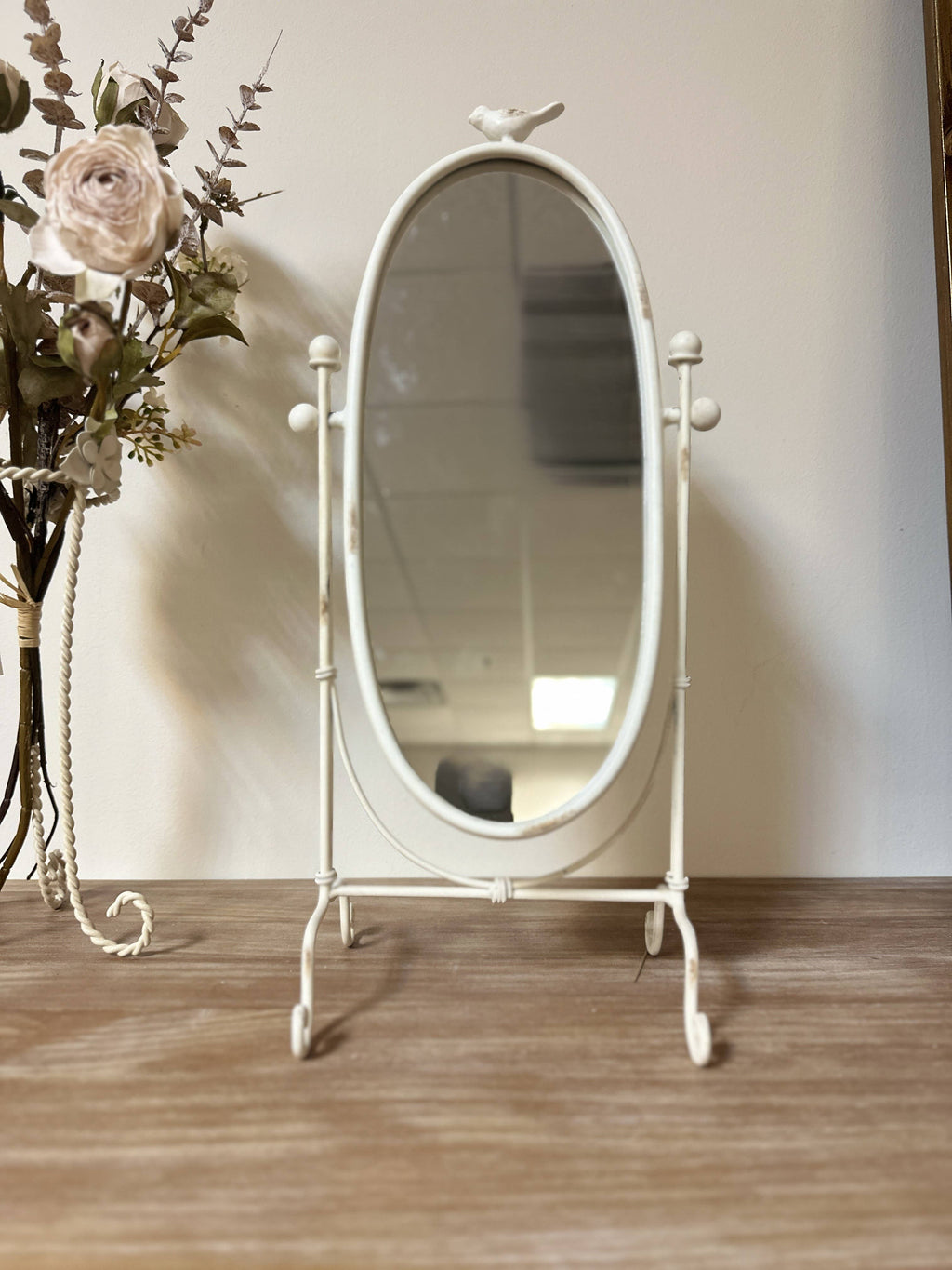 VINTAGE TABLE TOP SWING MIRROR