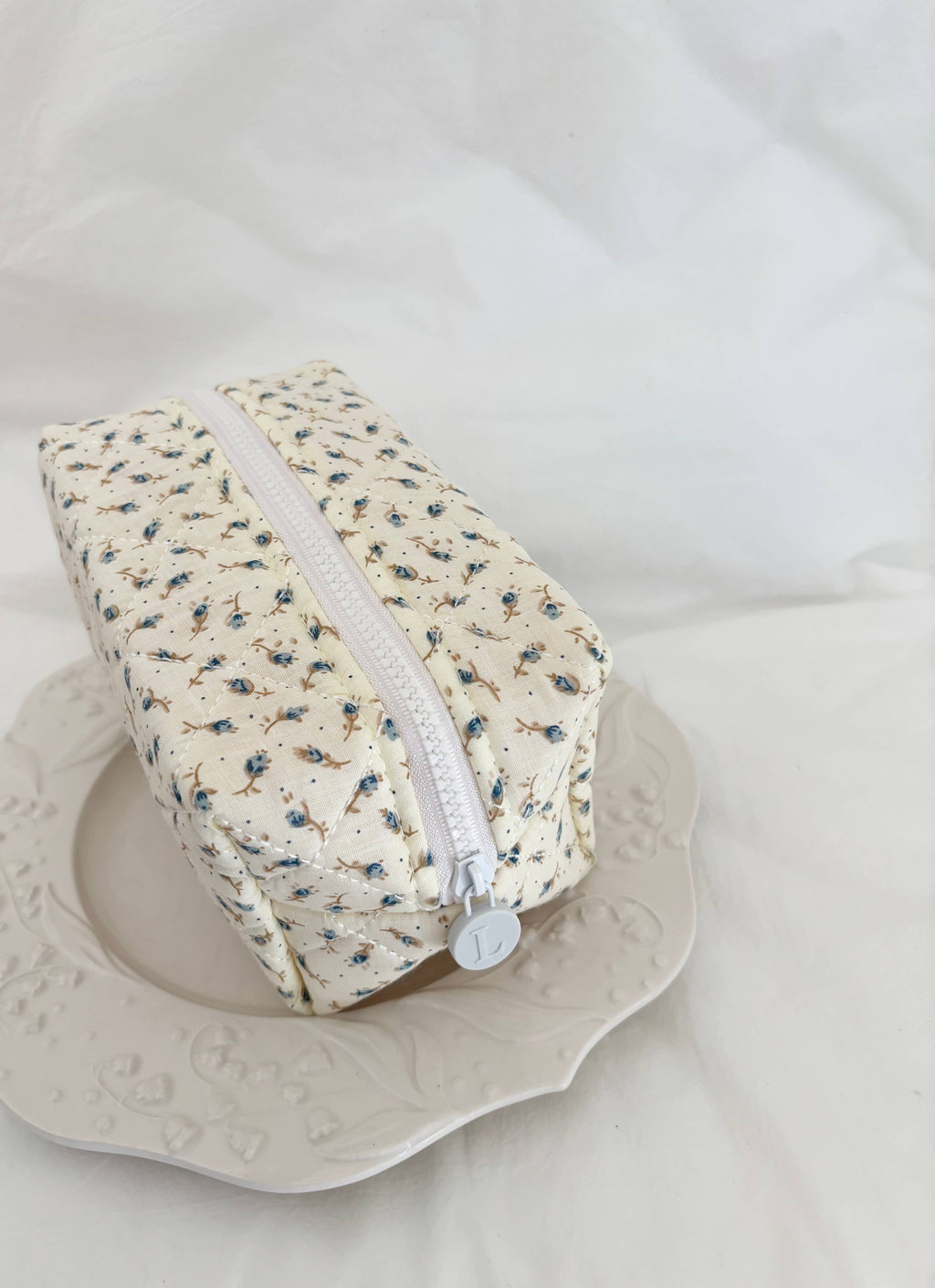 Quilted Floral Vintage Retro Make up Bags (TIRO)
